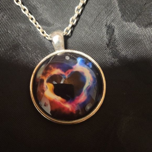 Eternal Flame Fiery Heart Cabochan Necklace - Picture 4 of 11